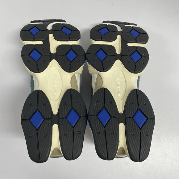 New Balance 9060 New Spruce Peach Blossom U9060GEC Size 11 Men Workout Gym Shoe - Picture 5 of 7